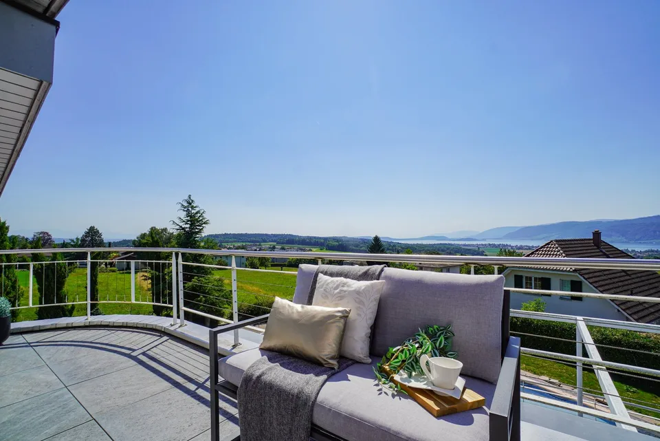 Traumhafte Villa mit Blick auf den Bielersee - inkl. Einliegerwohnung