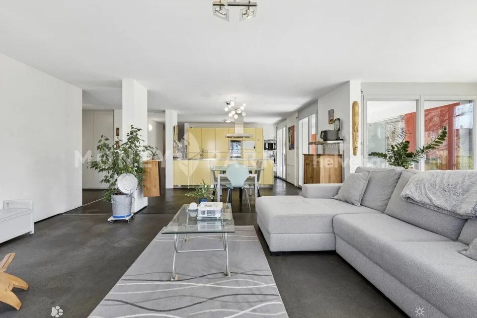 Grand appartement lumineux de 6.5-pièces