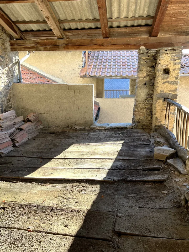 BRENO - Tessiner Haus im Ortskern (zum Renovieren) – Foto 11 von 12