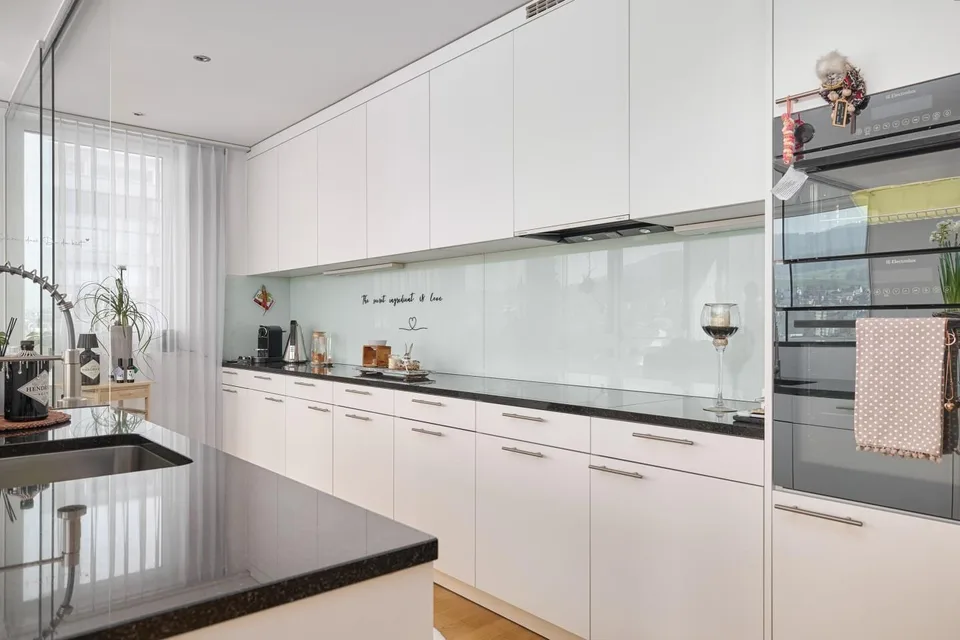 Wohnen mit Weitblick: 3.5-Zi. Wohnung mit Loggia nahe Bodensee