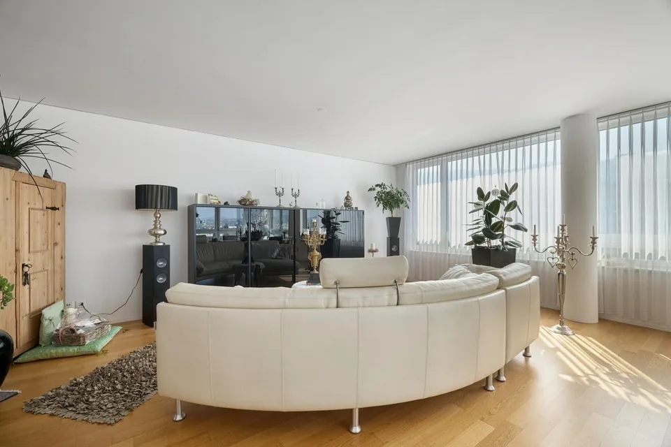Wohnen mit Weitblick: 3.5-Zi. Wohnung mit Loggia nahe Bodensee