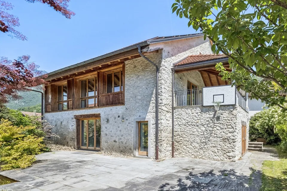 Traumhaus: alte renovierte Farm mit zeitlosem Charme