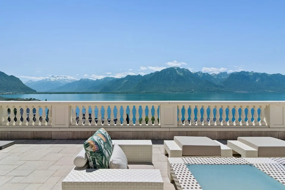 Unique - Penthouse de prestige avec vue panoramique à Montreux
