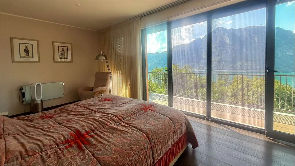 PRESTIGIOSO APPARTAMENTO CON VISTA LAGO MOZZAFIATO – foto 13 di 13