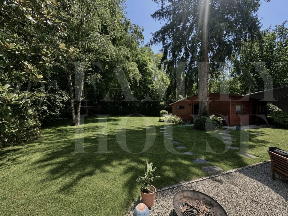 Spacieuse villa individuelle contemporaine