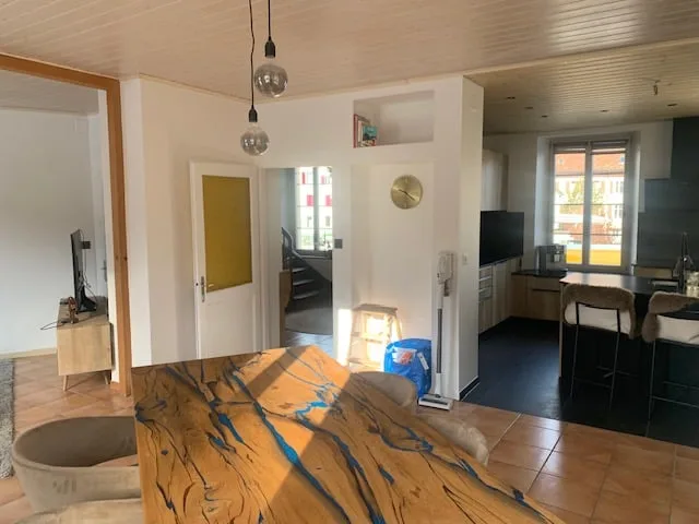2114 Fleurier/NE Casa di carattere con giardino e terrazze – foto 7 di 8