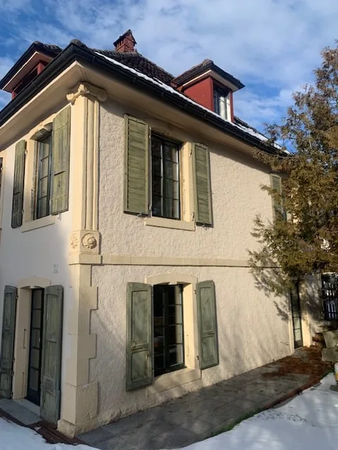 2114 Fleurier/NE Casa di carattere con giardino e terrazze