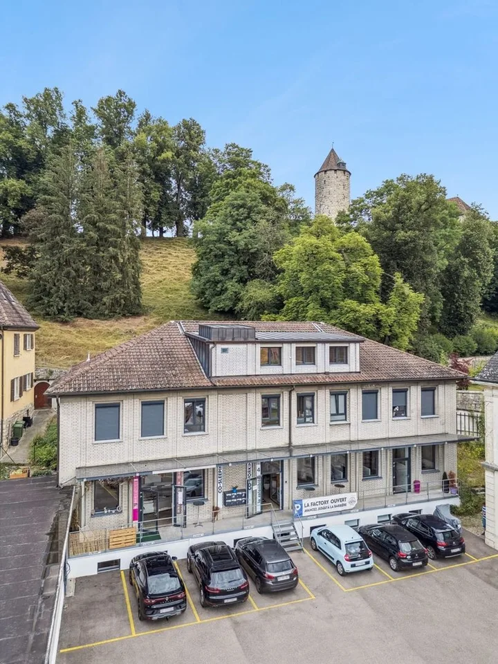 Meraviglioso immobile di rendita, ristrutturato nel centro di Porrentruy