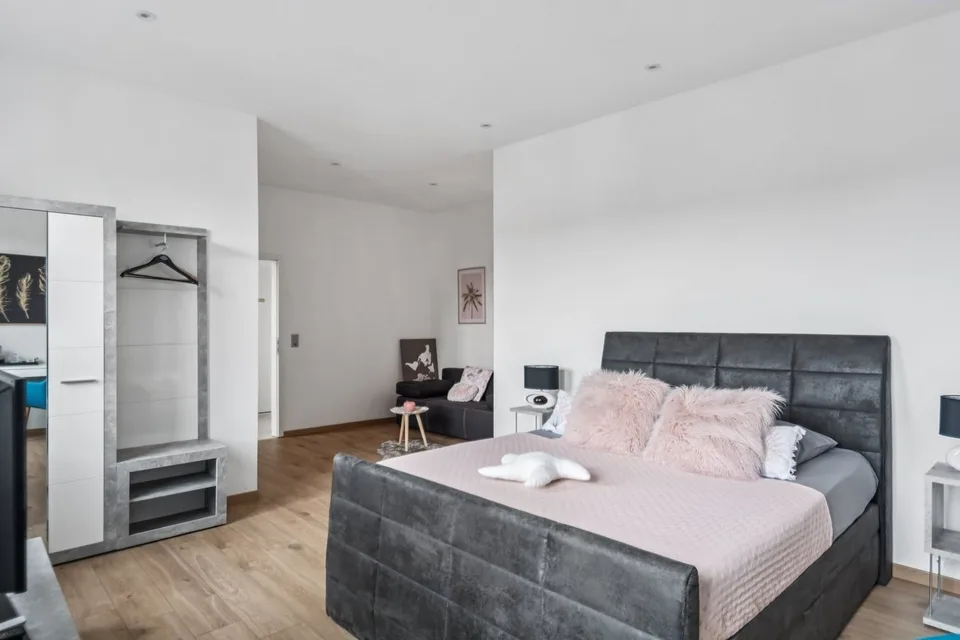 Prächtiges Mietshaus, renoviert im Zentrum von Porrentruy – Foto 11 von 13