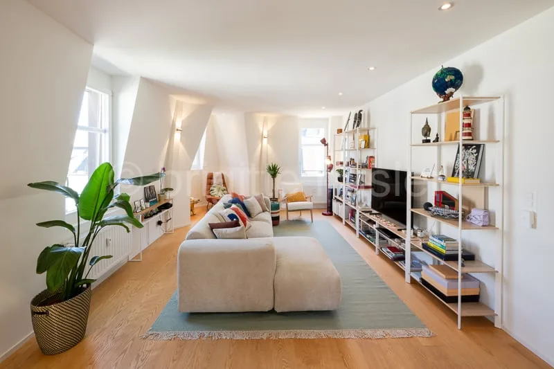 Appartement de 4,5 pièces stylé, rénové (2e étage) dans un emplacement populaire près du parc Schützenmattpark