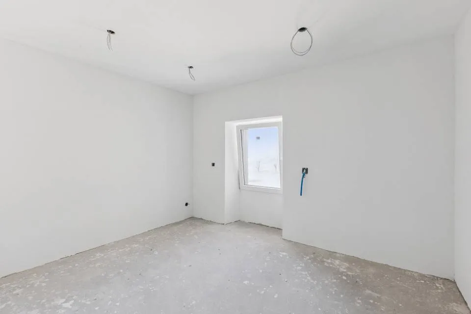 Gelegenheit: 2 Semi-Detached-Villen + Scheune, nahe Estavayer