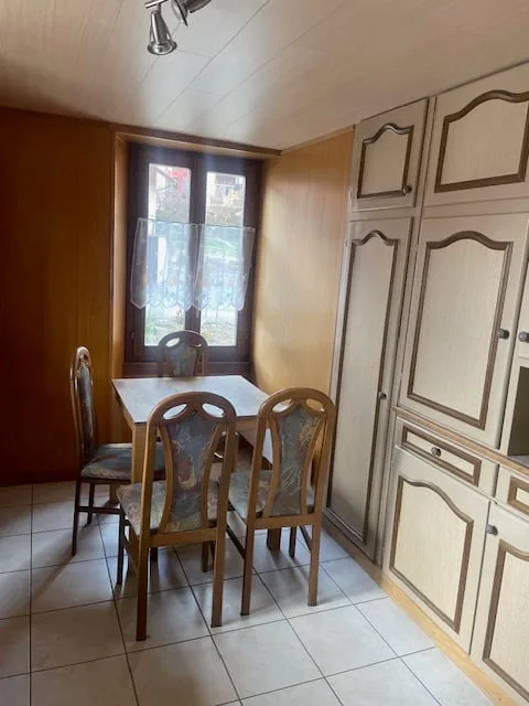 Affascinante appartamento 4,5 locali in una bella casa di villaggio, *SMJ Habitat*