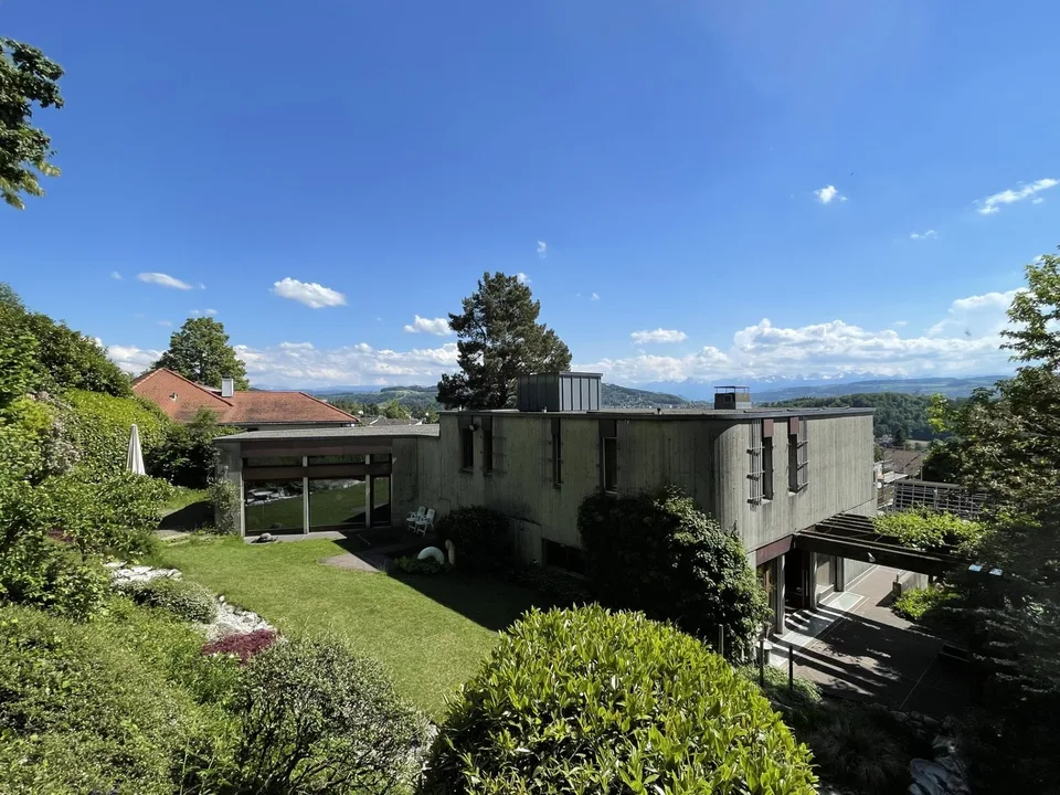 *Villa Quellenrain*
