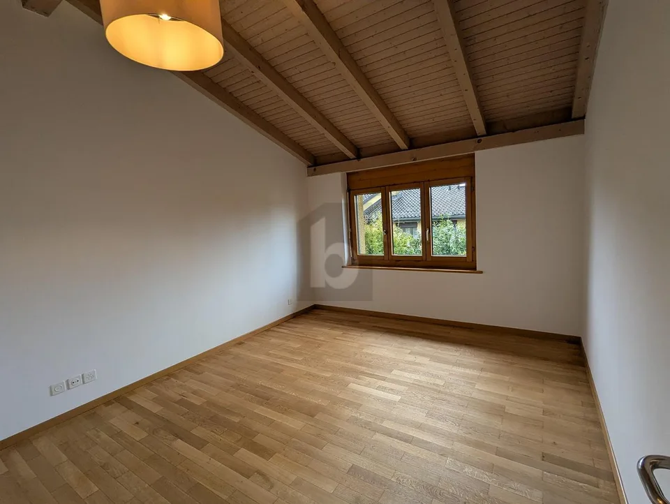 RUHEOASE MIT OFFENEM GRUNDRISS UND GARTEN