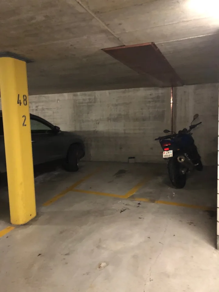 Cerchi un alloggio caldo per la tua motocicletta?