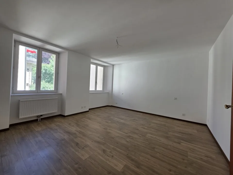 GERÄUMIGES 4-ZIMMER-WOHNUNG MIT 110 M2