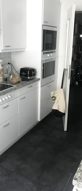 Möblierte 3.5-Zimmer-Wohnung mit Balkon an top Lage in Zürich 8032