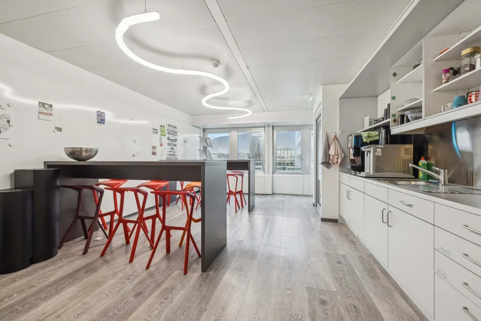 BÜROS PLUG & WORK 452 m² | Pont Rouge Viertel – Foto 16 von 19