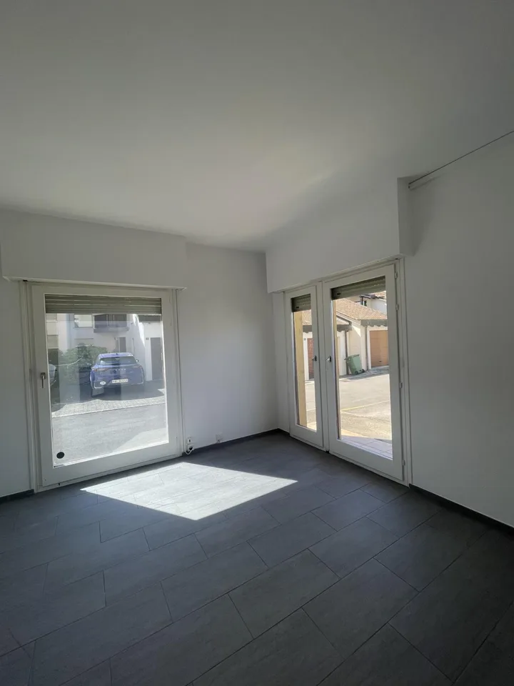 In Affitto ? Ufficio / Locale Professionale a Bogis-Bossey