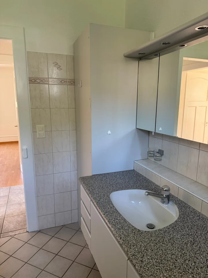 Wohnung mit 3,5 Zimmern in Péry-La Heutte