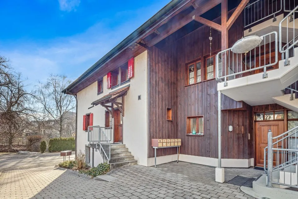HEIMELIGE 4.5-ZIMMER MAISONETTE-WOHNUNG