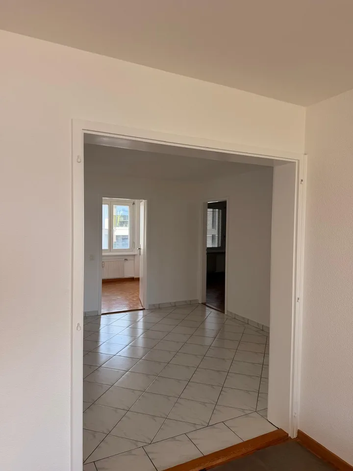 In affitto superba appartamento di 3 locali con vista a Neuchâtel