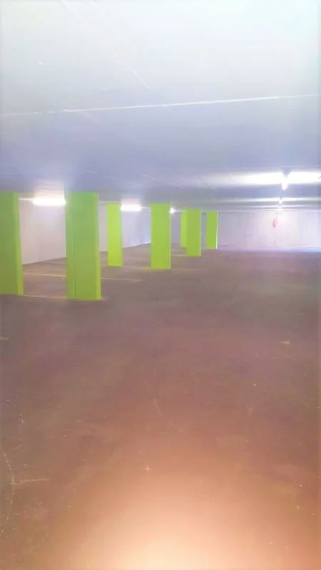 Tiefgarage-Parkplatz - Auto/Motorrad/Oldtimer/Bus