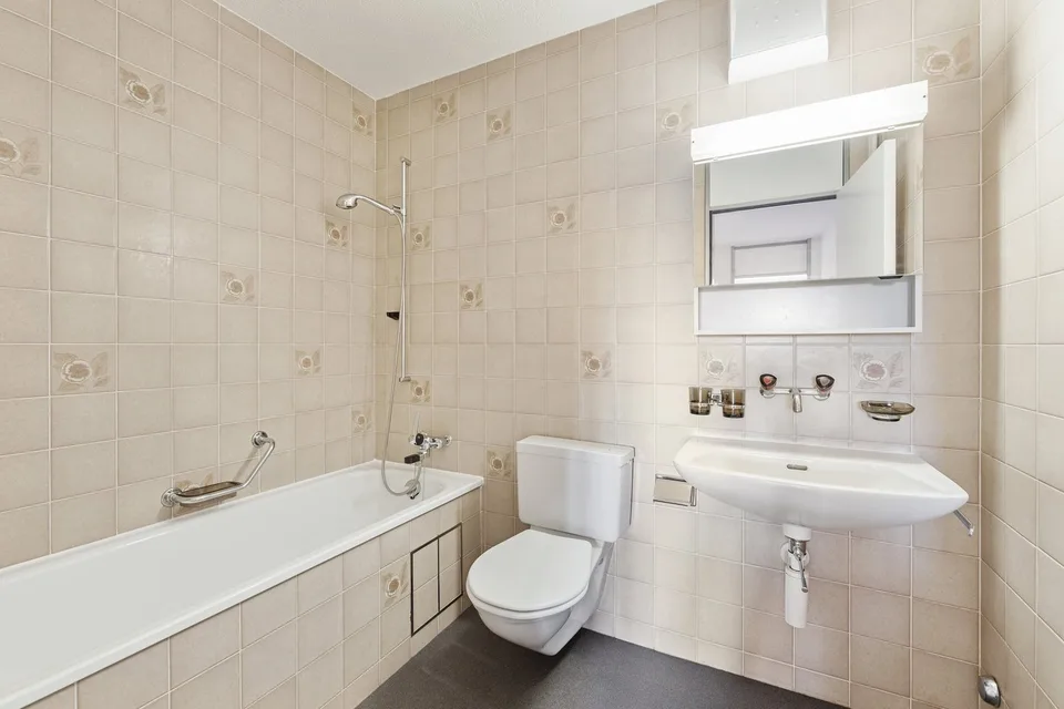 Grosszügige 2.5-Zimmerwohnung an ruhiger Lage zu vermieten! – Foto 9 von 9