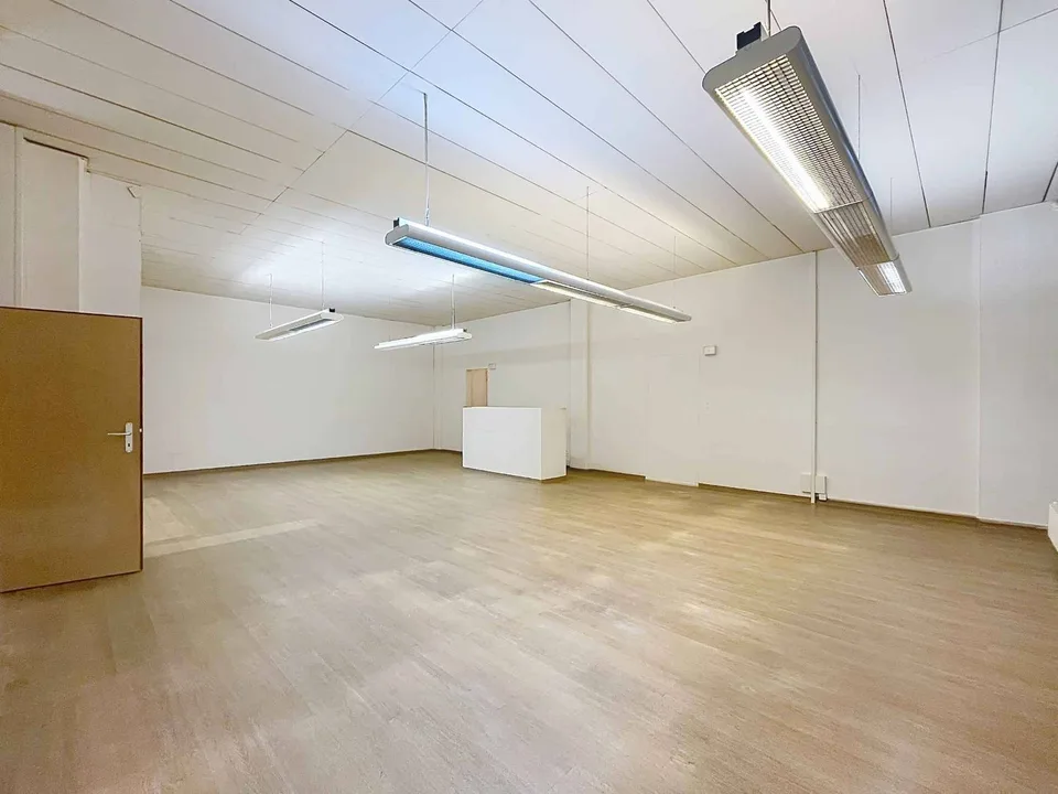 Uffici di circa 247 m2 nel cuore della città - Général-Guisan 42