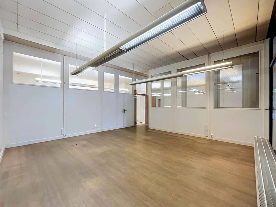 Uffici di circa 247 m2 nel cuore della città - Général-Guisan 42
