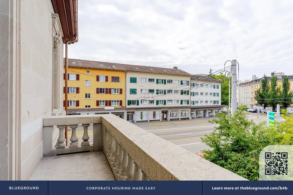 Blueground ID243, Seebach