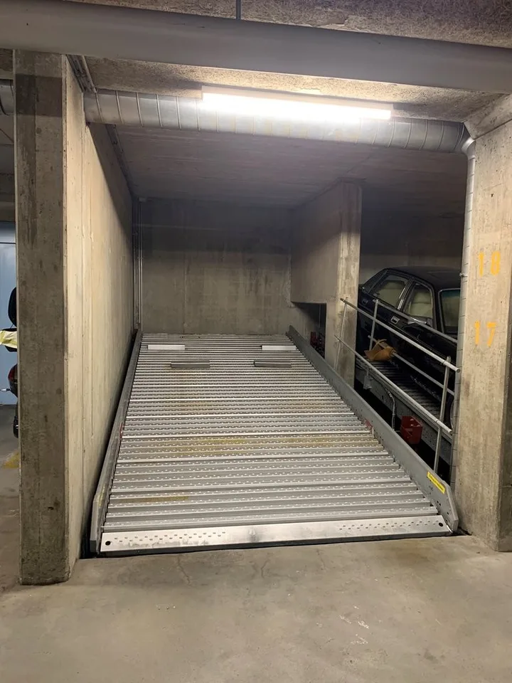 Parcheggio tra Brunnhof e Eigerplatz