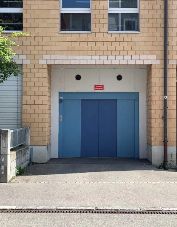 Parcheggio tra Brunnhof e Eigerplatz