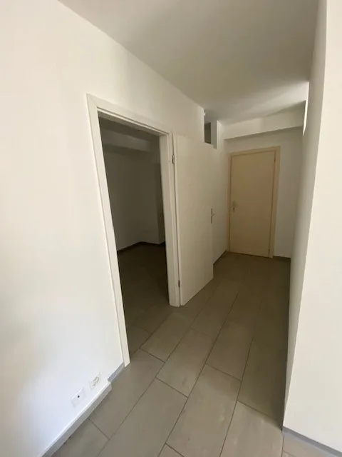 Miete für Schönheitszentrum/Büro/Frisör/Fisiotерапевт