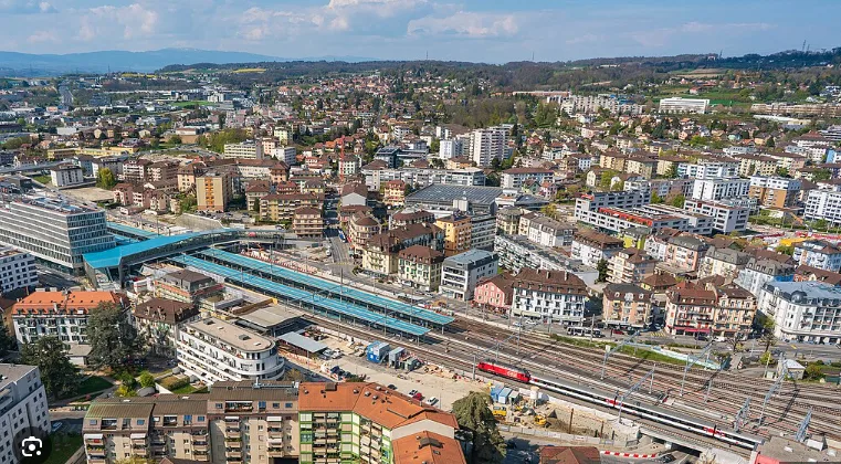 Magnifique grand local de 140 m2 à louer