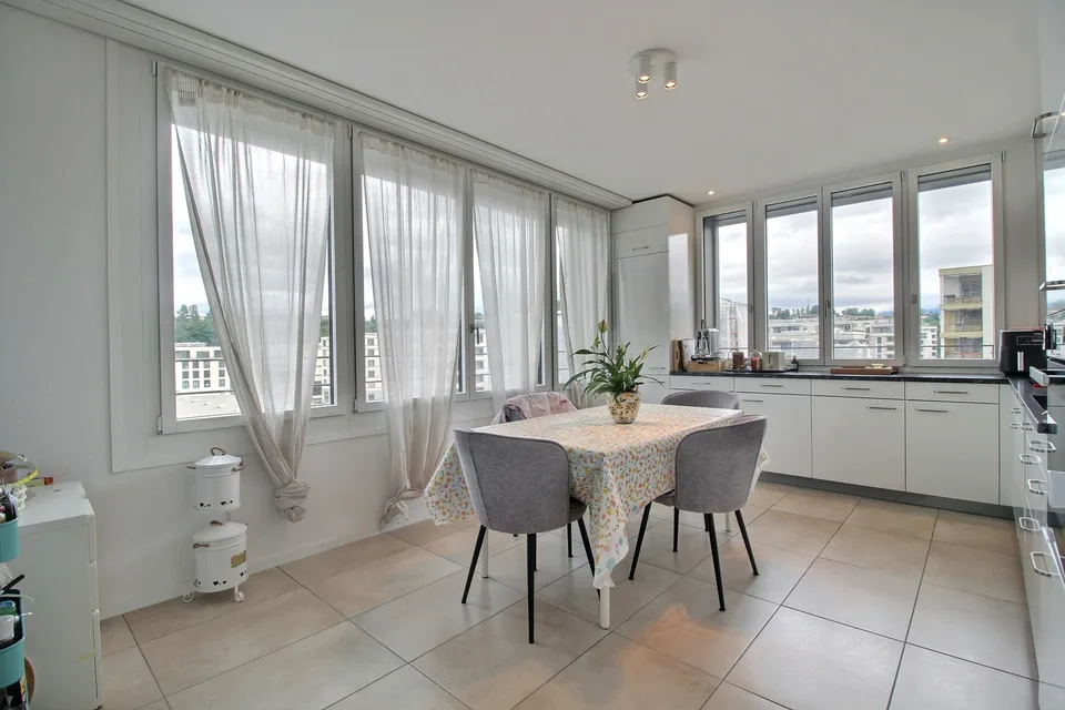 Splendide appartement de 3.5 pièces au 5ème étage à louer à Marly !
