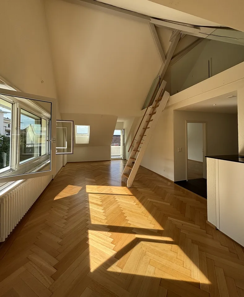 Traumhafte Seeblick Wohnung mit zwei Balkone