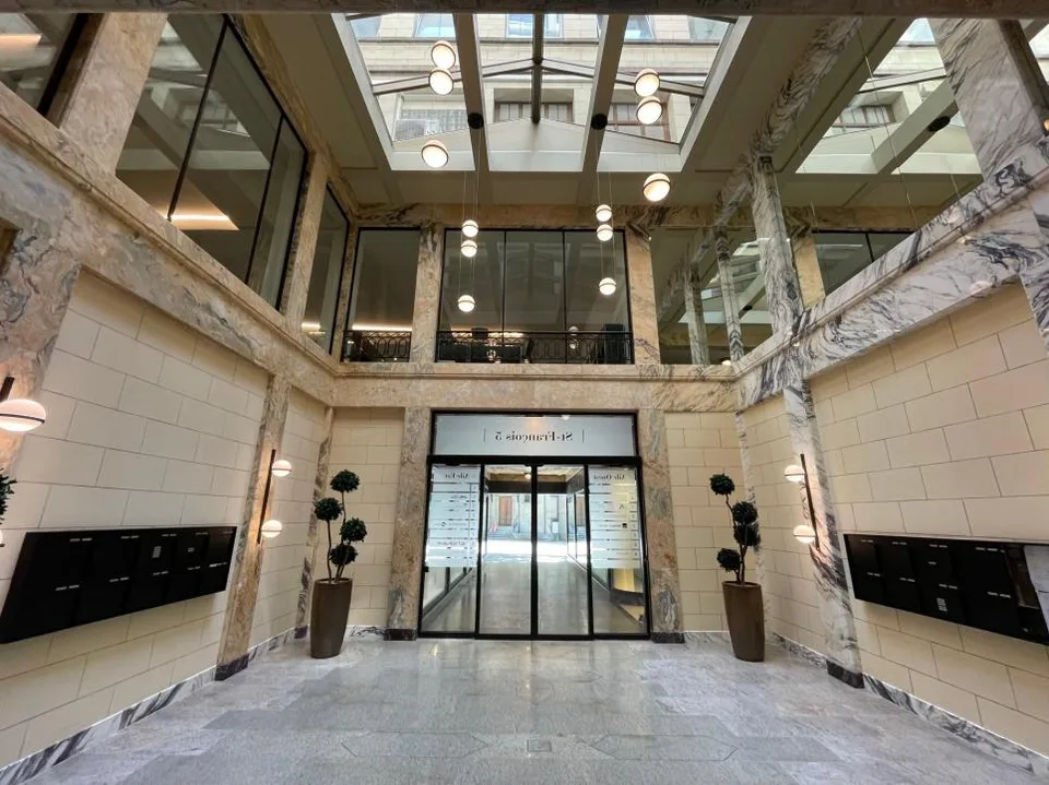 Büroteilung - Prestigieuse Adresse im Herzen von Lausanne – Foto 8 von 9