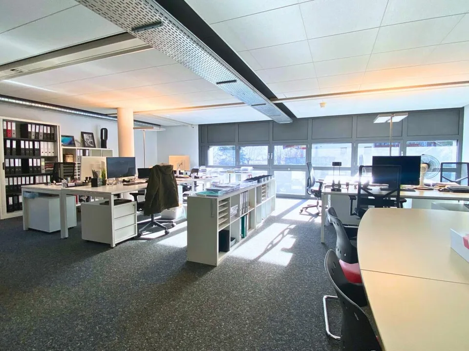Bureaux, surface administrative