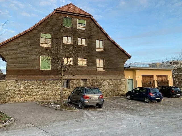 2.5 pièces au centre de Corminboeuf