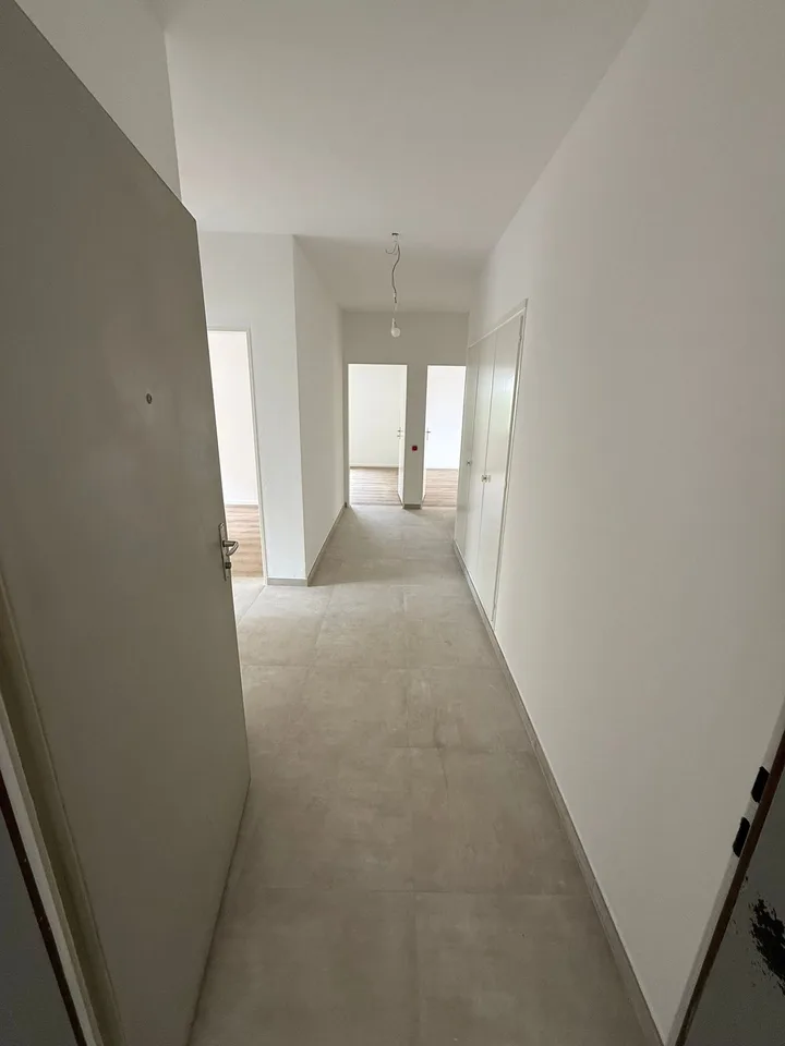 COMPLETAMENTE RISTRUTTURATO! 3 locali - 1P - Breganzona