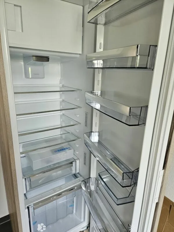 Schöne Genossenschaftswohnungen mit Balkon zu vermieten / Joli appartement d'une coopérative avec balcon à louer