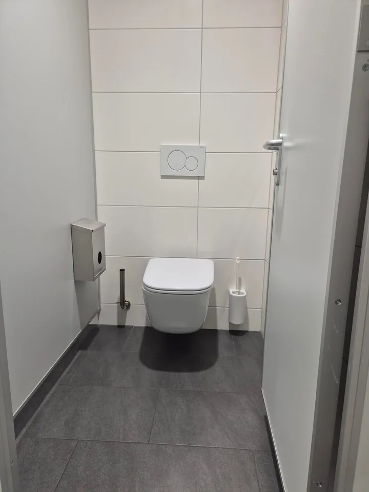 Espace de bureau spacieux dans un emplacement central - location de surfaces partielles possible – photo 8 sur 9