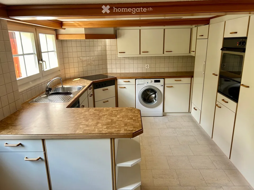 5 Bedroom Single-Family House