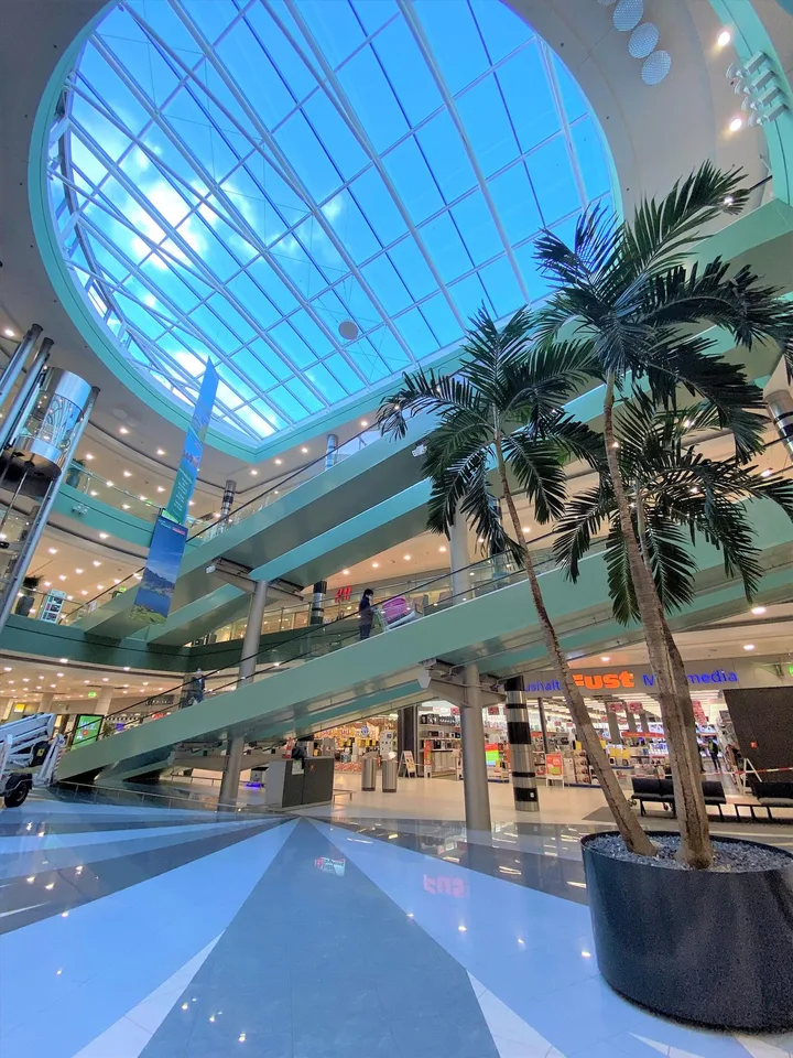 Surfaces commerciales flexibles (45450 m²) au Pilatusmarkt Kriens