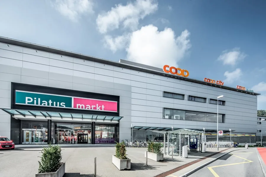 Surfaces commerciales flexibles (45450 m²) au Pilatusmarkt Kriens