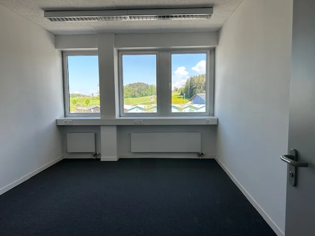 Flexible Büroräume in Zuzwil zu vermieten – Foto 8 von 18