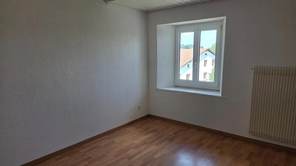 Appartamento di 3.5 locali vicino al centro del villaggio