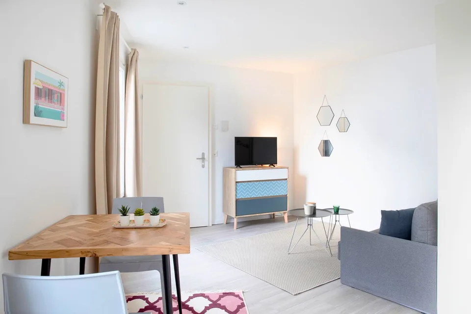 Bright & Practical Studio in the Heart of the City of Lausanne!