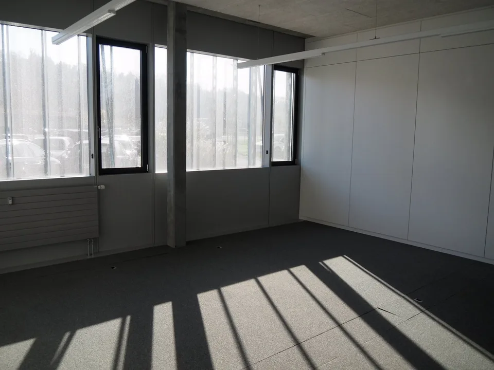 Verwaltungsfläche von 169 m2 im 1. Stock